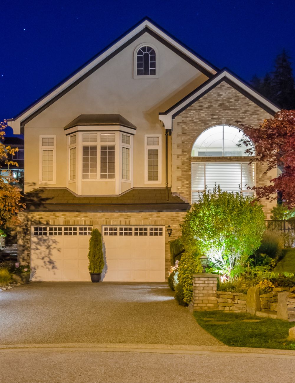 Outdoor-driveway-lights.jpg